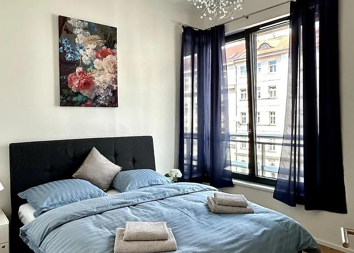 Viktoria N6 With Garage & Balcony *