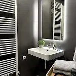 Διαμέρισμα Viktoria N6 With Garage & Balcony Πράγα