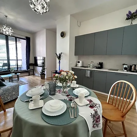 Viktoria N6 With Garage & Balcony Apartamento Praga