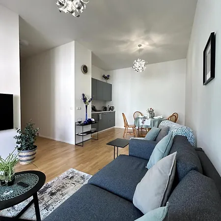 Viktoria N6 With Garage & Balcony *