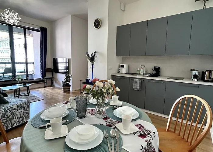 Viktoria N6 With Garage & Balcony Appartamento Praga